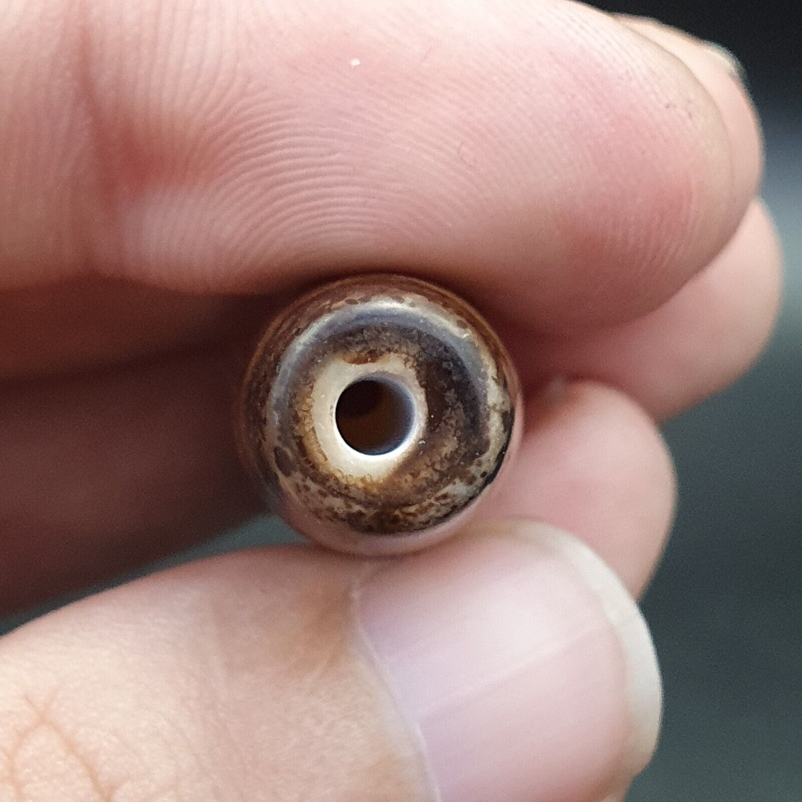Tibetan Rusted Eyes Agate stone Dzi Bead Amulet BD-25-10