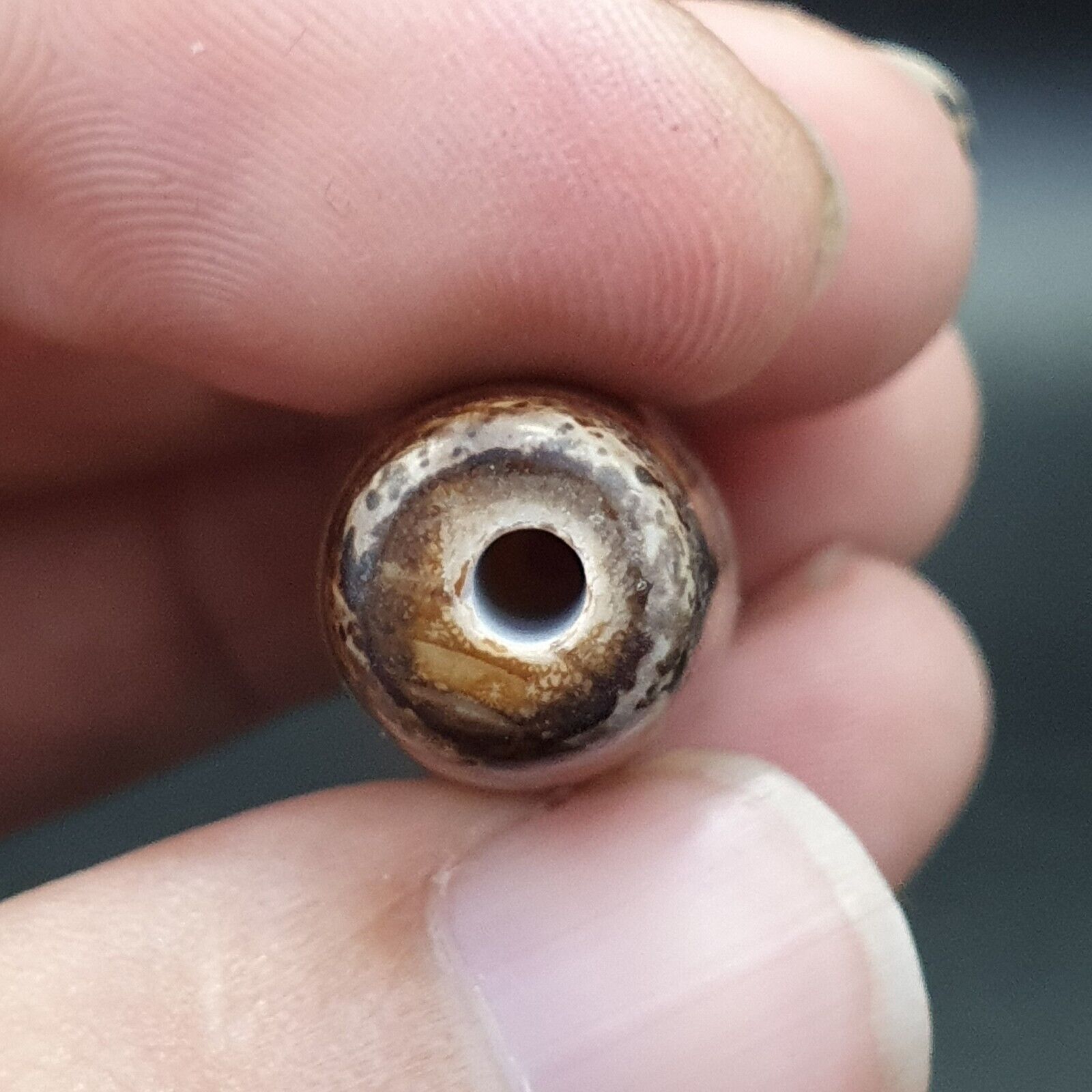 Tibetan Rusted Eyes Agate stone Dzi Bead Amulet BD-25-10