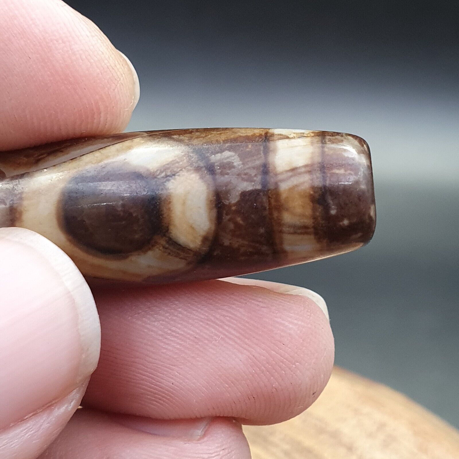 Tibetan Rusted Eyes Agate stone Dzi Bead Amulet BD-25-7