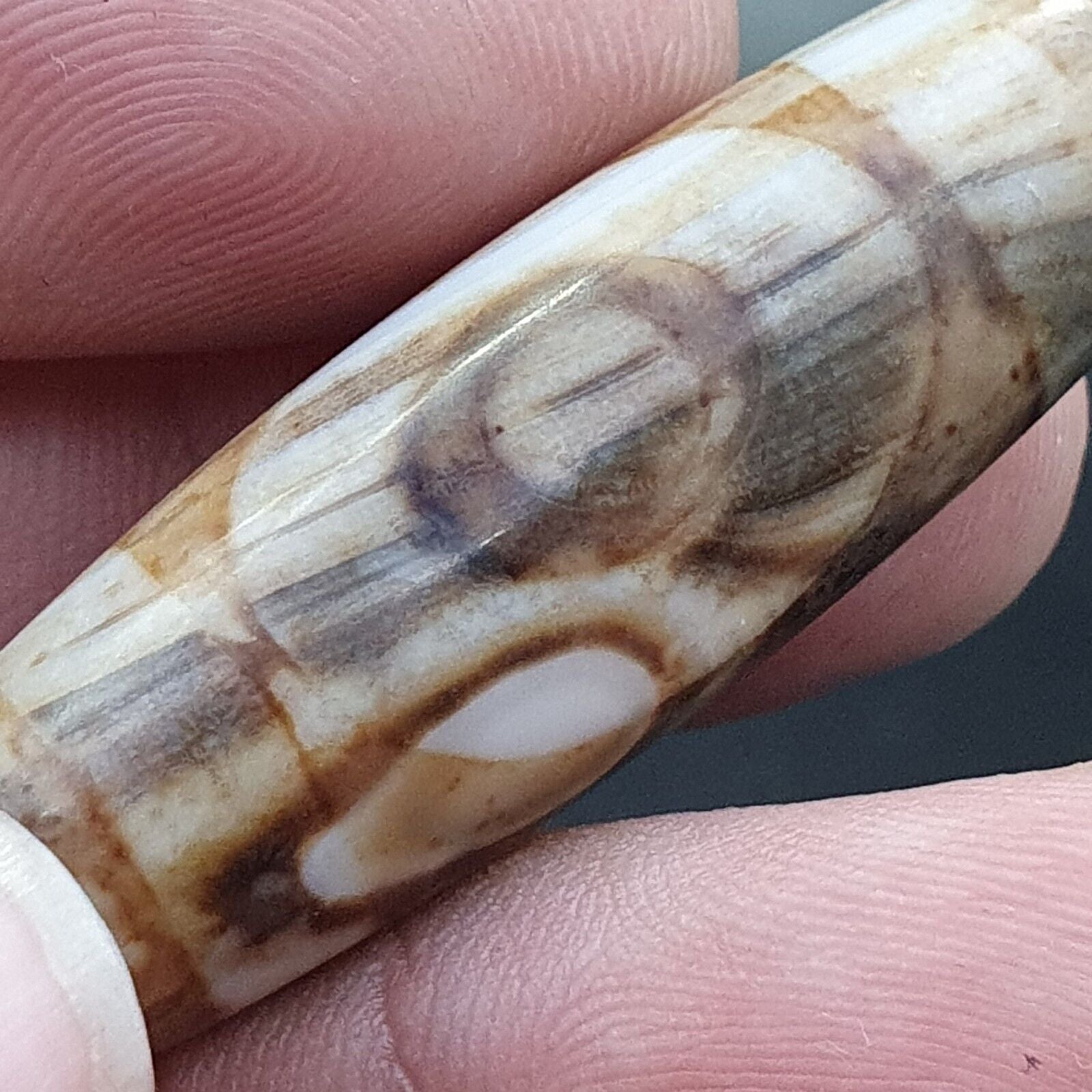 Tibetan Rusted Eyes Agate stone Dzi Bead Amulet BD-25-7