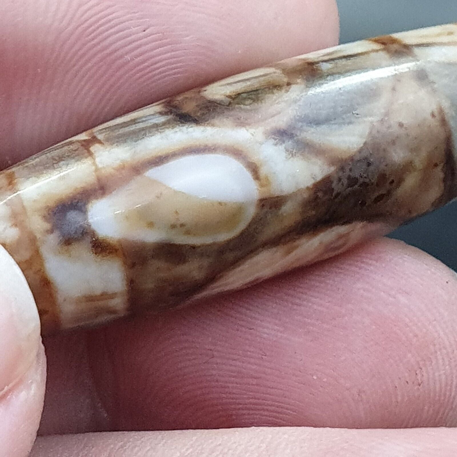 Tibetan Rusted Eyes Agate stone Dzi Bead Amulet BD-25-7