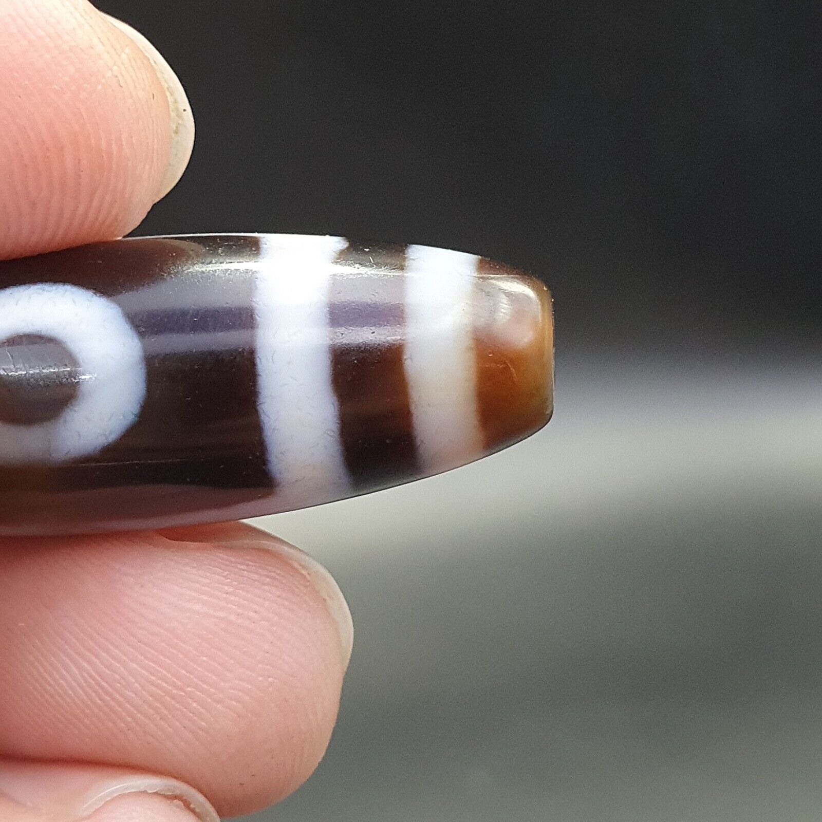 Rare Collectible Tibetan Rusted Eyes Agate stone Dzi Bead Amulet BD-25-4