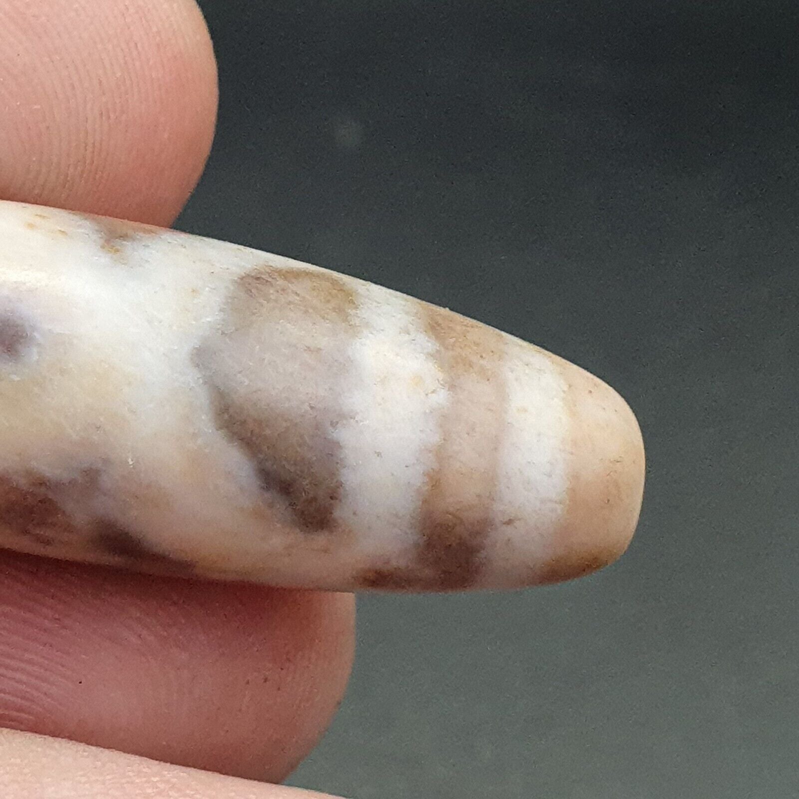 Tibetan Rusted Eyes Agate stone Dzi Bead Amulet BD-25-9
