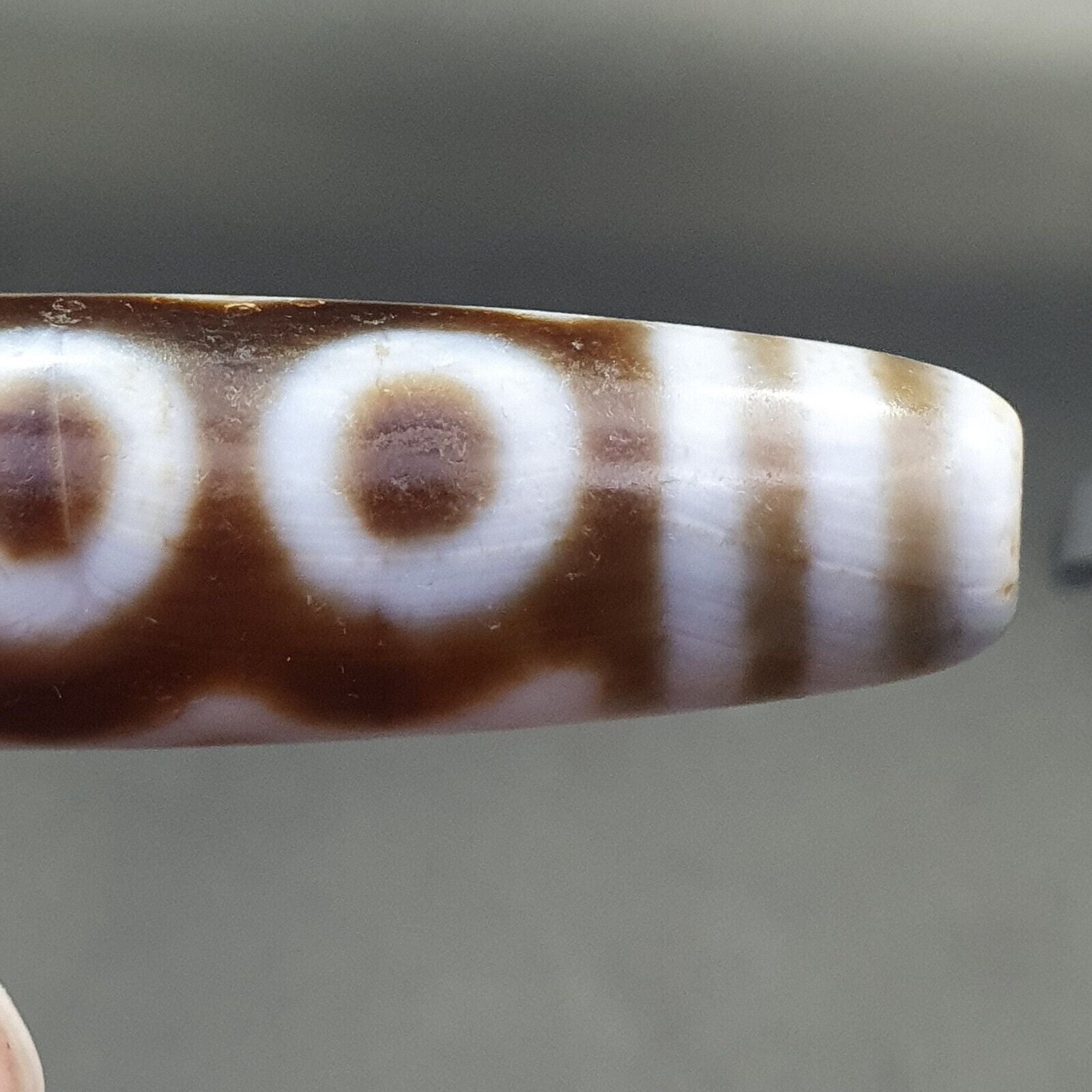 Tibetan 5 Eyes Agate stone Dzi Bead Amulet AG-1