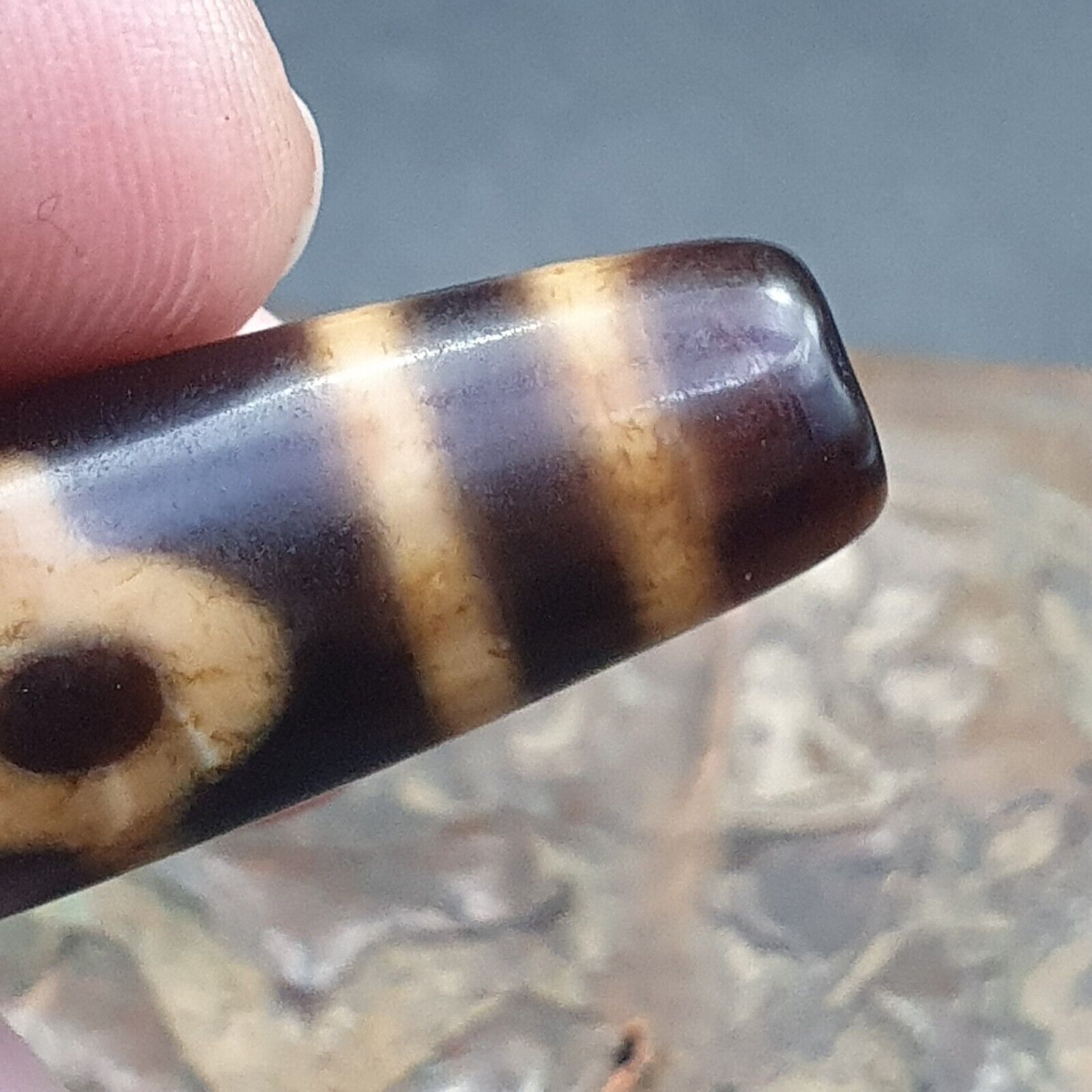 Vintage Mazing Tibetan Vase Eyes Agate stone Dzi Bead Amulet AG-4