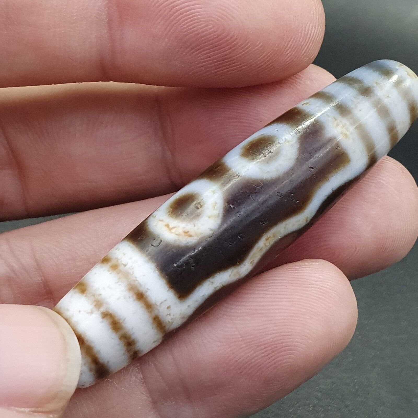 Tibetan 5 Eyes Agate stone Dzi Bead Amulet AG-1
