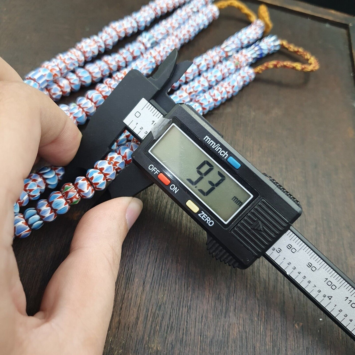 復古 V 形珠威尼斯風格紅藍色玻璃 9-10 毫米珠子長串