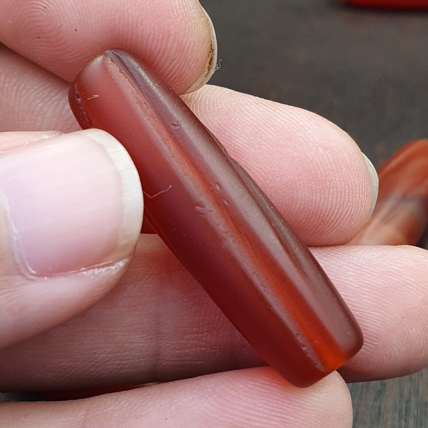 Lot 10 antike rote Schnitz-Achat-Himalaya-tibetische Achat-Karneolperlen 