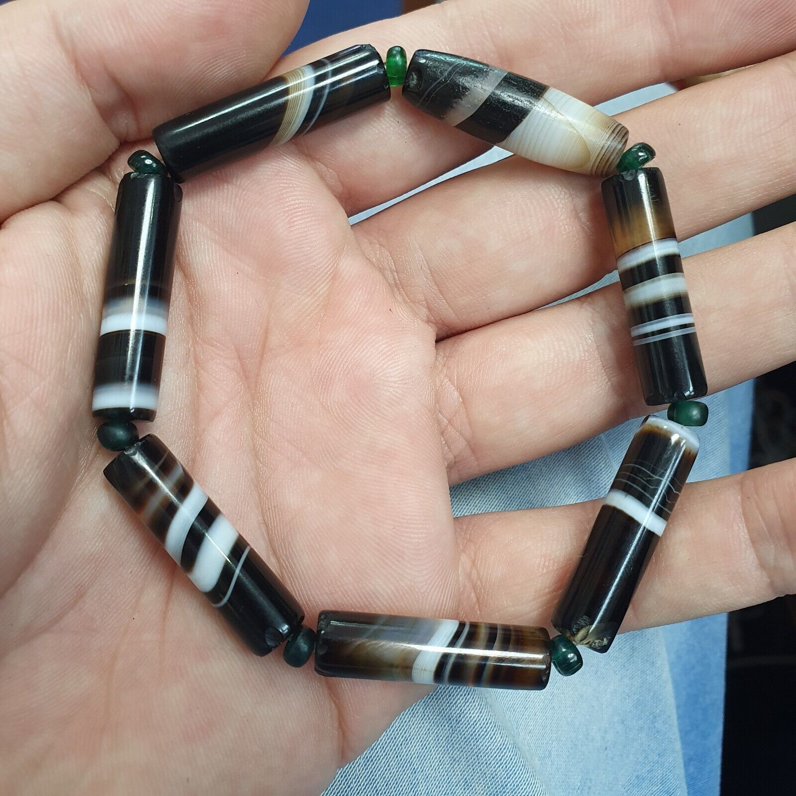 Lot 7 Antique Old Yemeni Agate Natural Rare pattern Banded Agate Bead  BDB6
