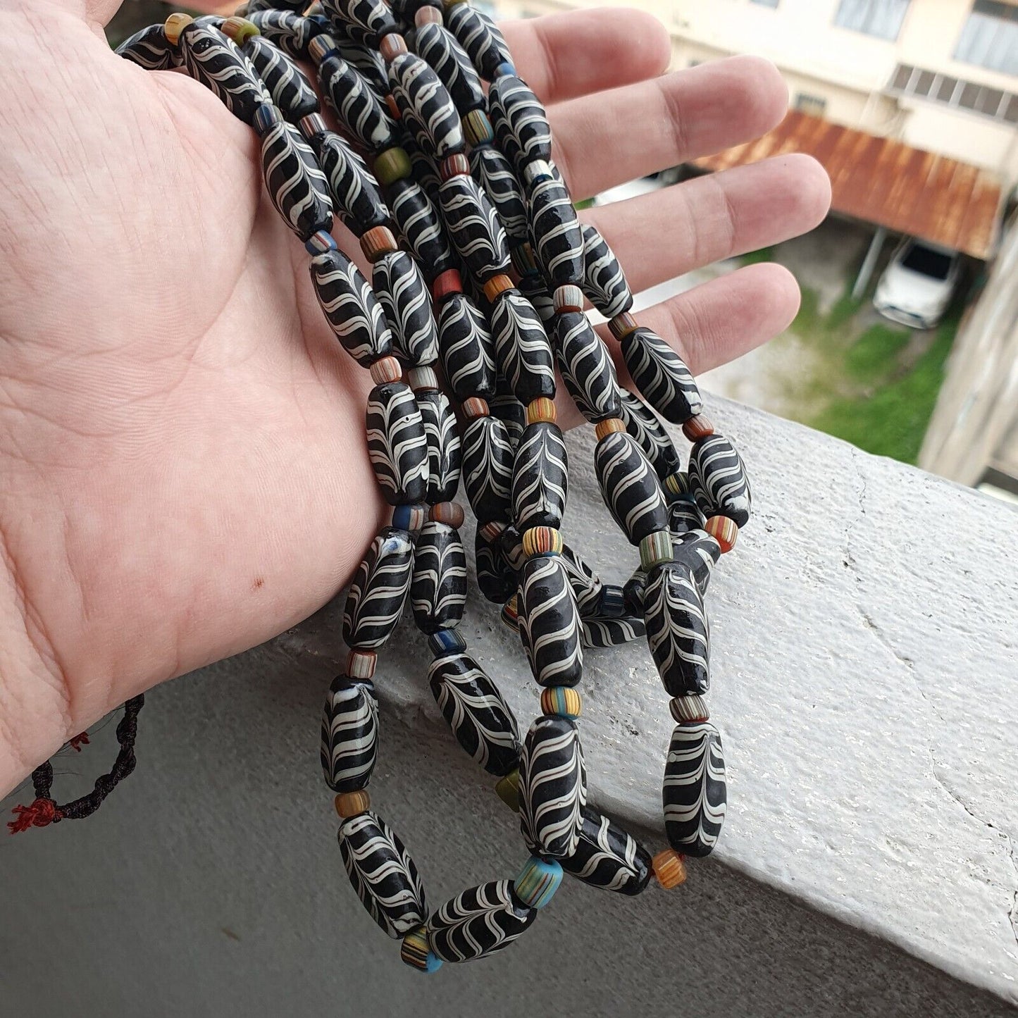 復古 Venerano 藝術精美羽毛珠 20x10 毫米黑色玻璃珠項鍊