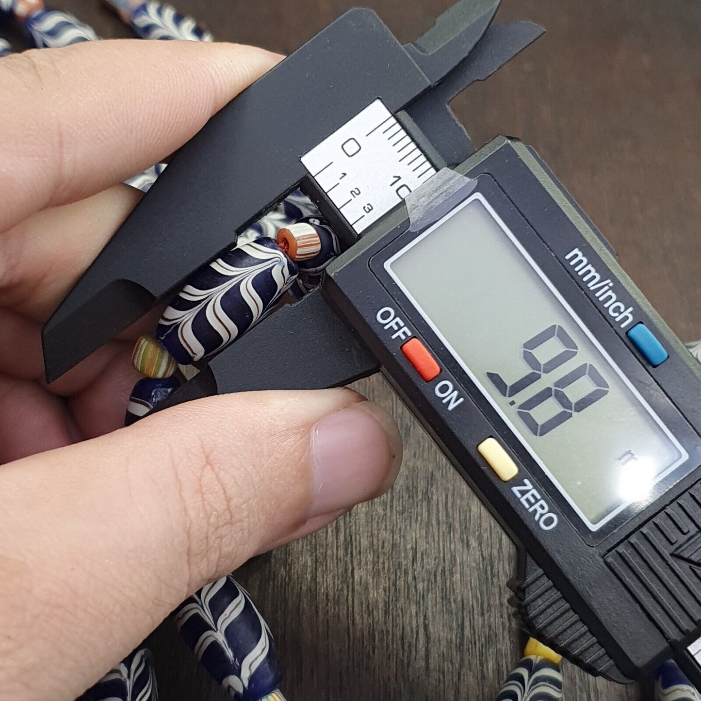 復古 Venerano 藝術精美羽毛珠 20x9.5 毫米藍色玻璃珠項鍊