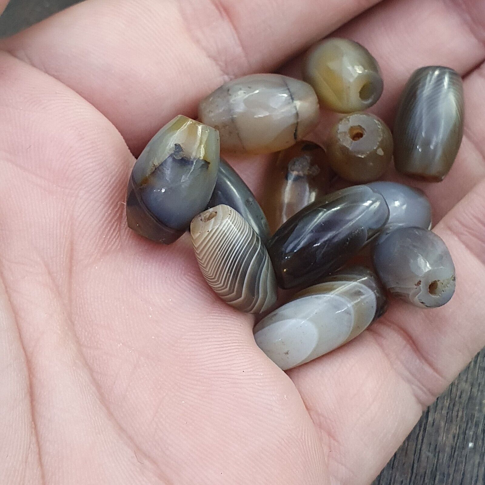 Himalayan Tibetan Agate Old Agate Beads Lot 12 pieces