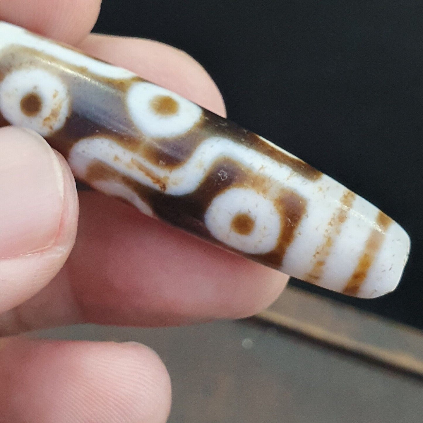 9 Augen tibetische Dzi-Perle, altes Amulett, antiker Achat, Tibet-Gzi-Anhänger