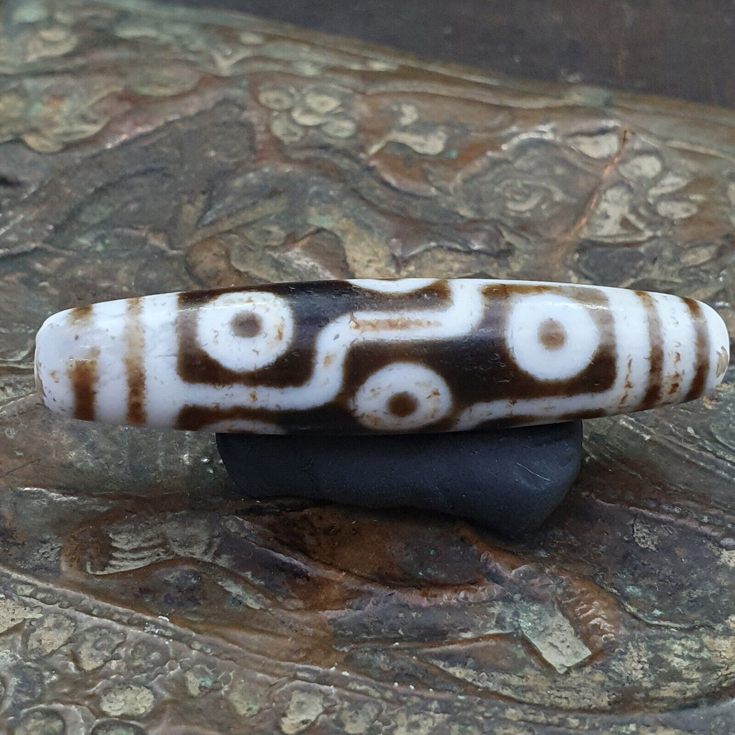 9 Augen tibetische Dzi-Perle, altes Amulett, antiker Achat, Tibet-Gzi-Anhänger