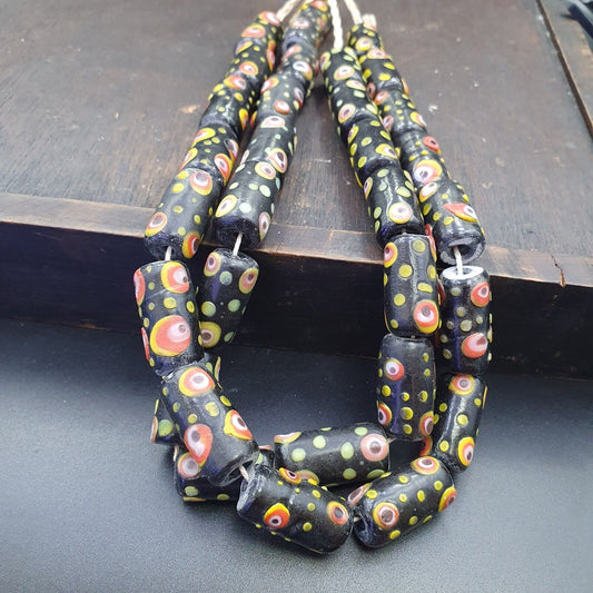 Vintage Schwarze Gabri Augen Glasperlen Strang