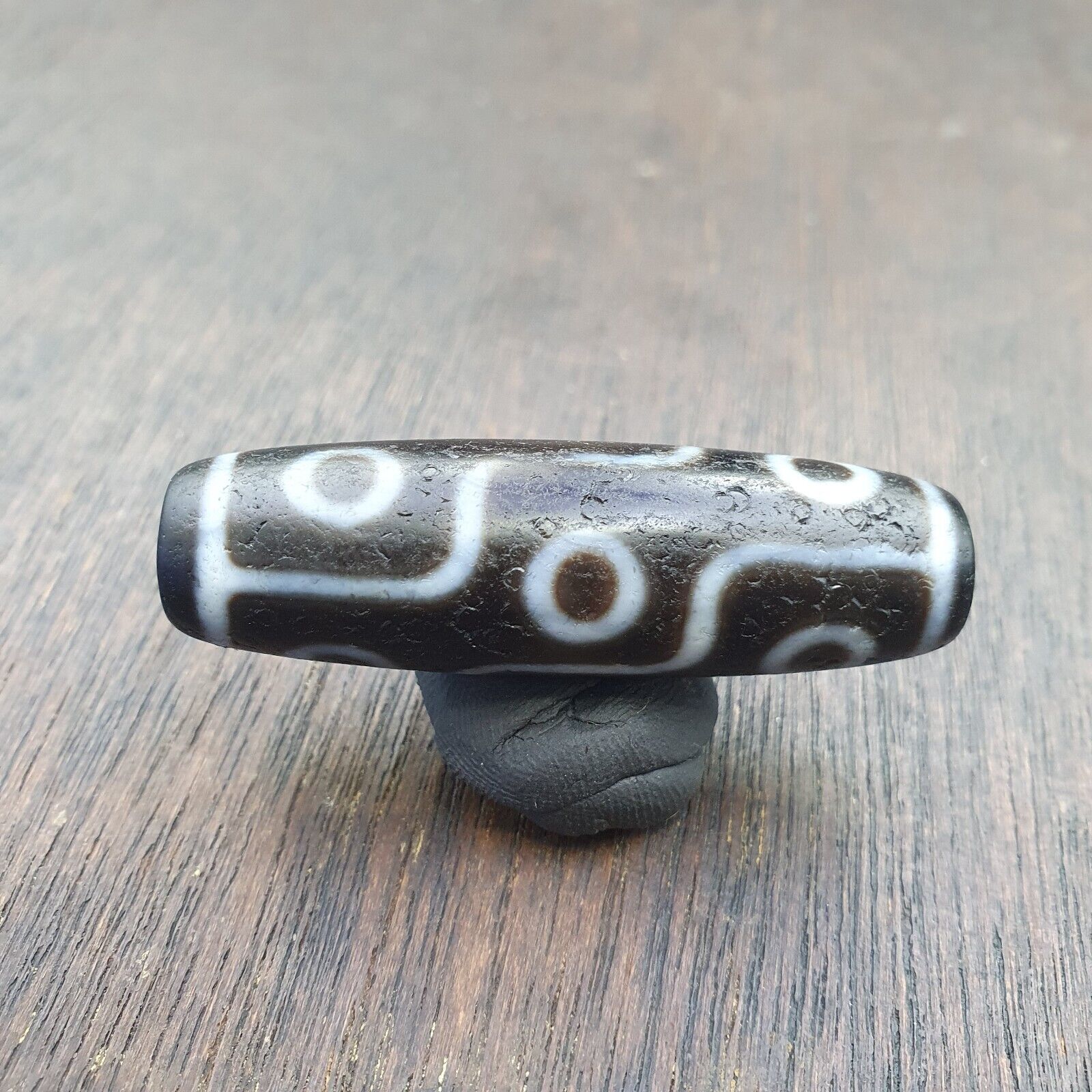 ANTIQUE Old Tibetan Very unique 9 Eyes Agate stone Dzi Bead Amulet