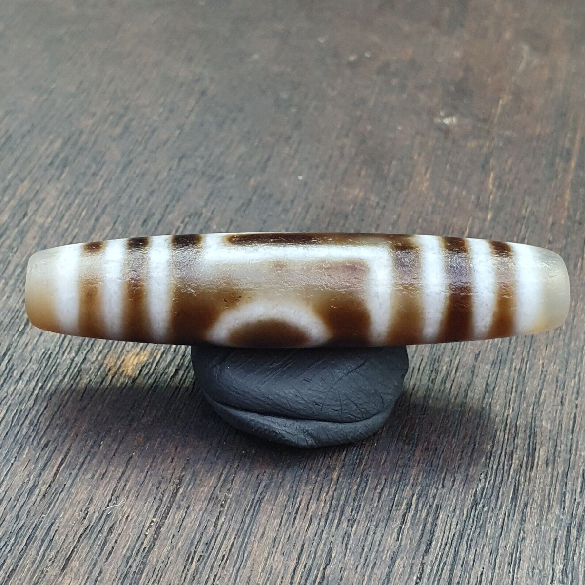 Agate 2 Eyes Tibetan Nepalese dzi bead pendant Agate Dzi Bead Amulet