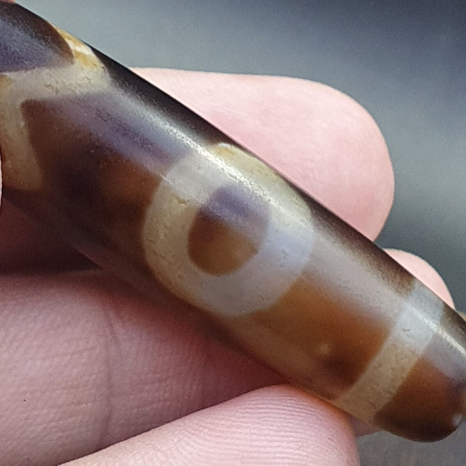 Vintage Old Tibetan Very unique Eyes Agate stone Dzi Bead Amulet