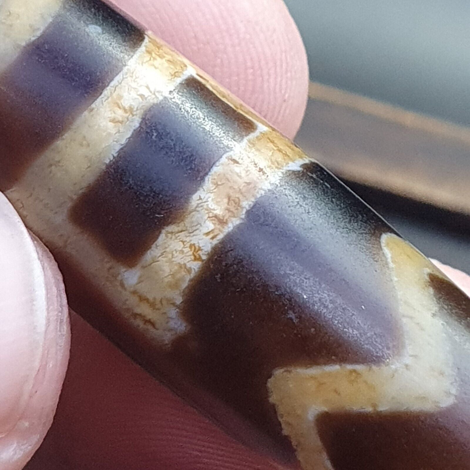 Vintage Old Tibetan Very unique Eyes Agate stone Dzi Bead Amulet
