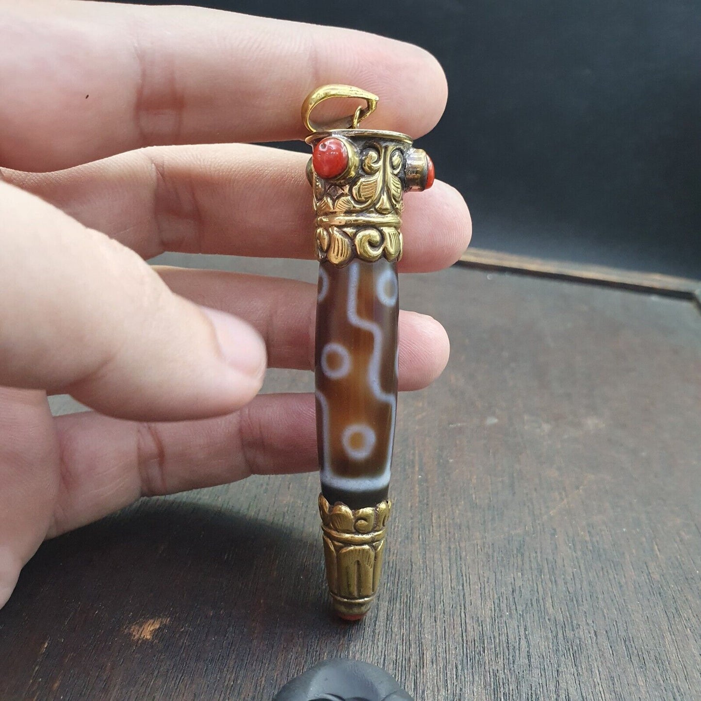 神奇珊瑚瑪瑙 9 眼西藏尼泊爾天珠吊墜 天珠護身符