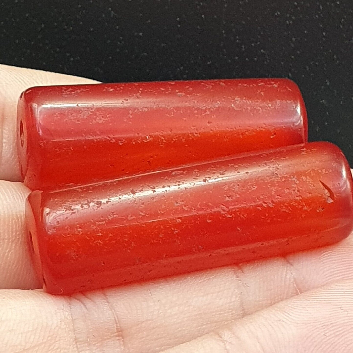 Lot 2 Antike rote Achat-Karneolperle aus tibetischem, afrikanischem Himalaya-Achat 