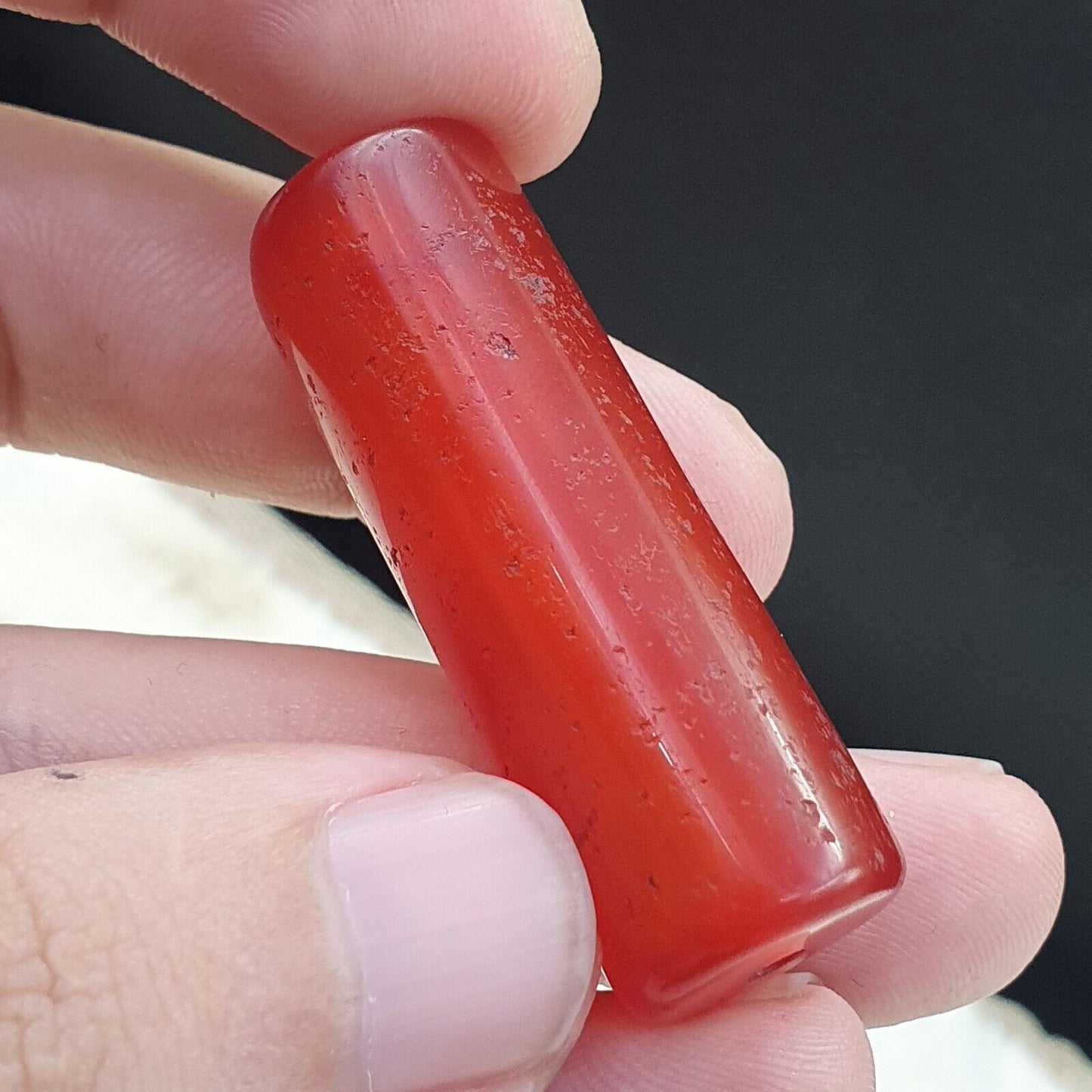 Lot 2 Antike rote Achat-Karneolperle aus tibetischem, afrikanischem Himalaya-Achat 