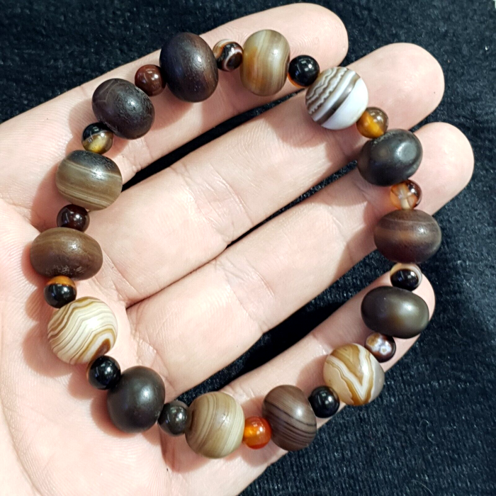 Antique Indo Tibetan Soleimani Agate Beads, Beaded Bracelet Amulet 14 Beads