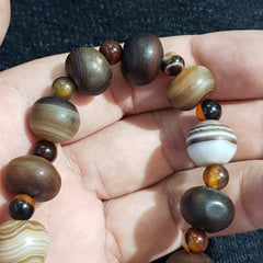 Antique Agate Beads, Beaded Bracelet Amulet 14 Beads