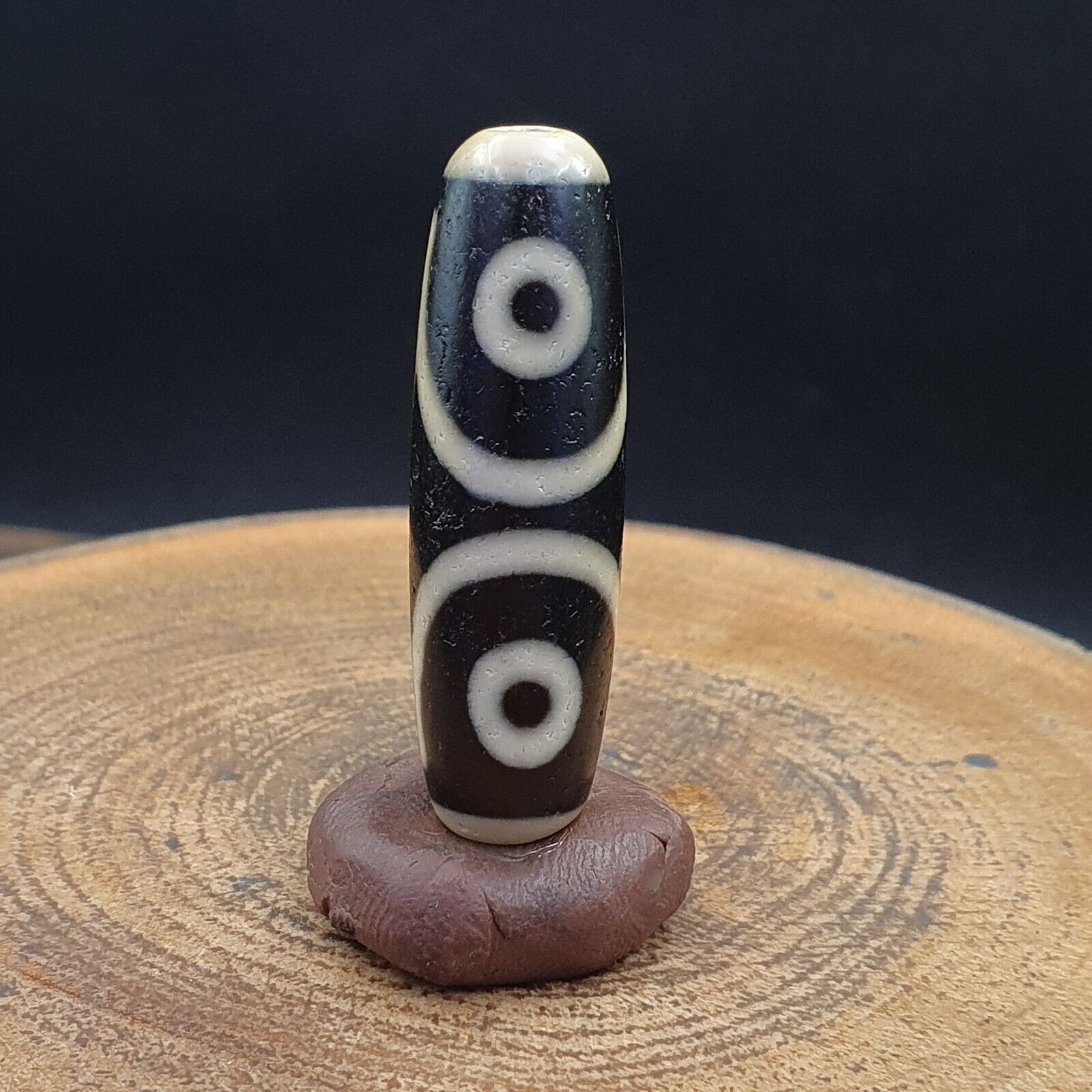 Vintage Old Tibetan 7 Eyes Dzi Bead Amulet