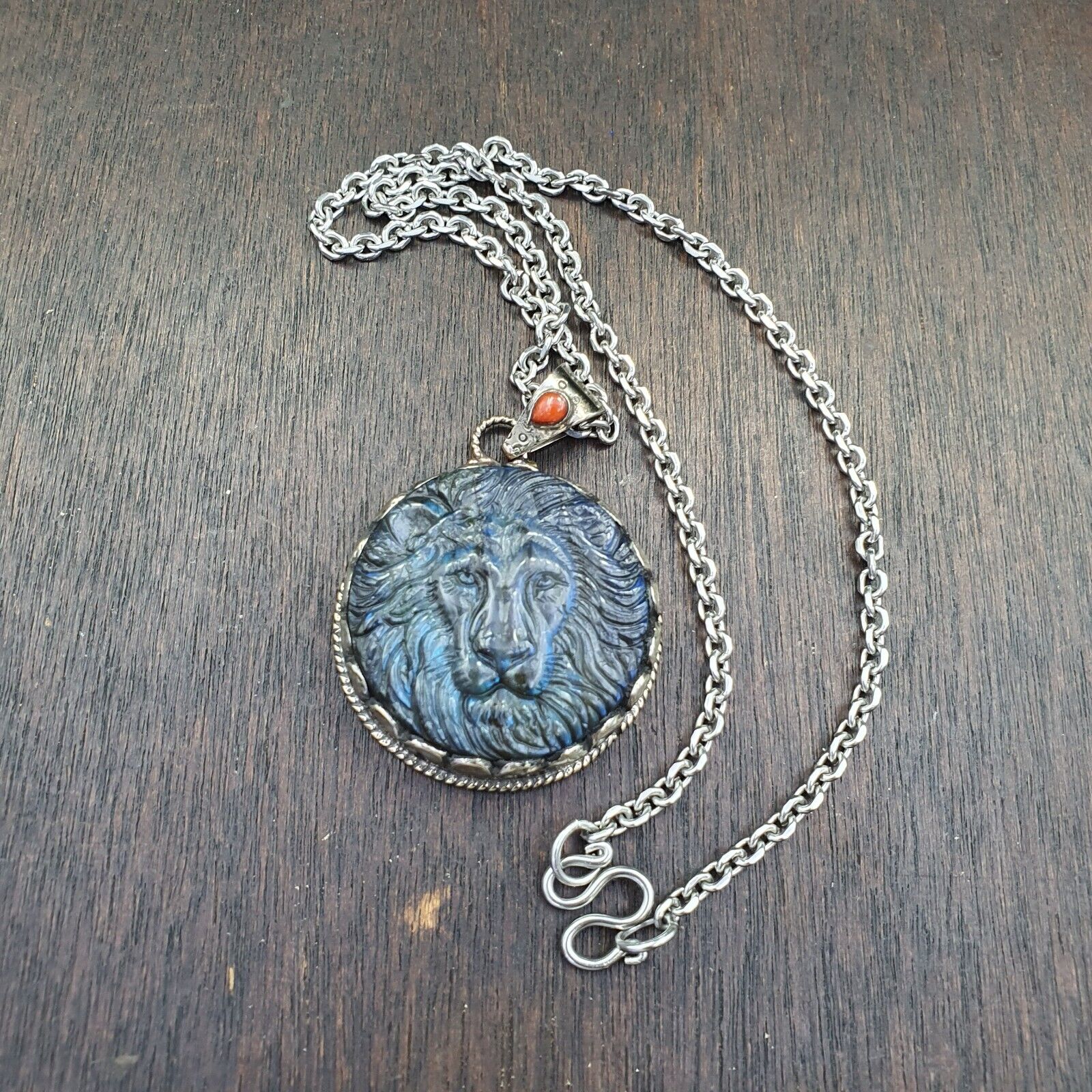 BIG MEN'S VINTAGE Natural Blue Fire Carving Labradorite Lion Face Necklace