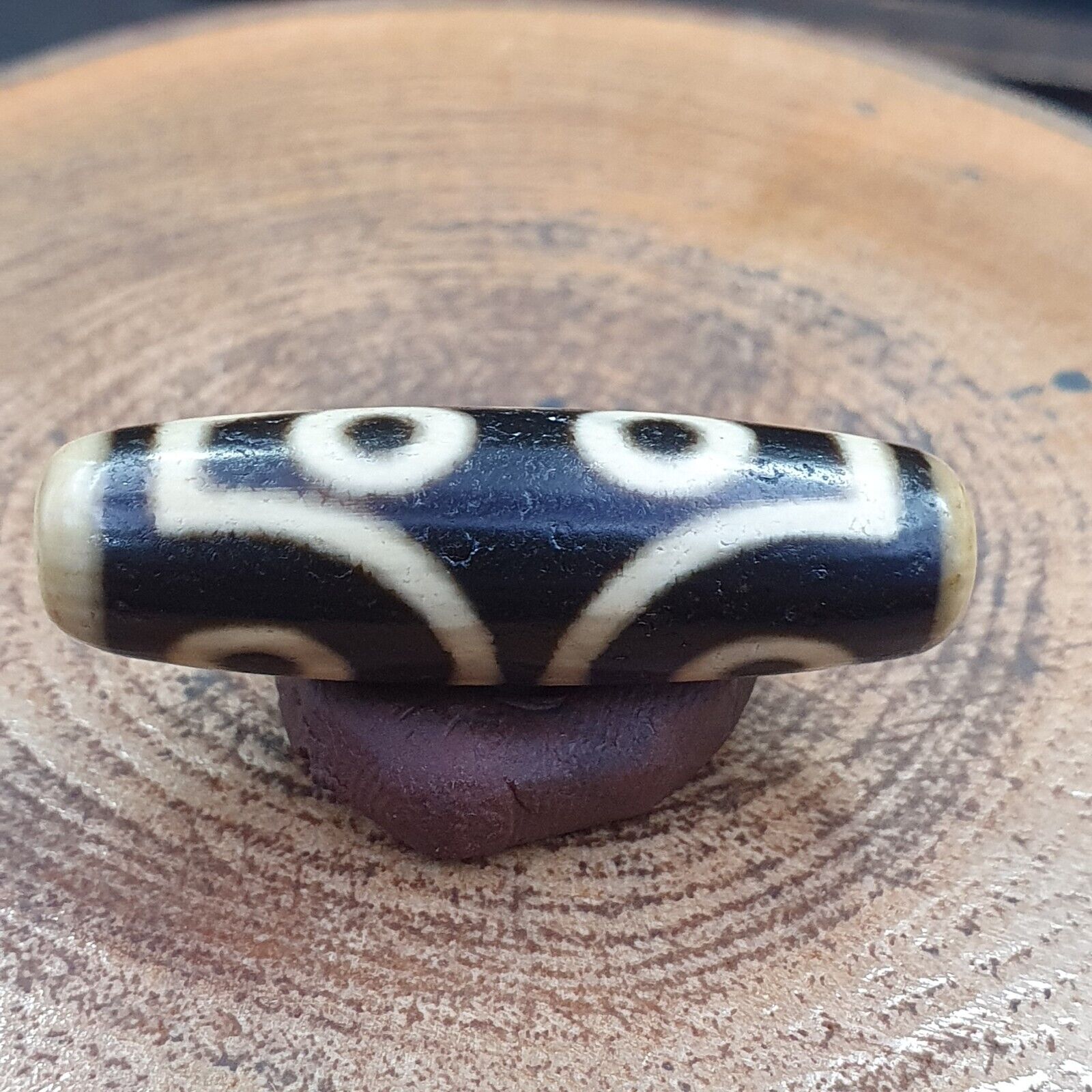 Vintage Old Tibetan 7 eyes Dzi Bead Amulet