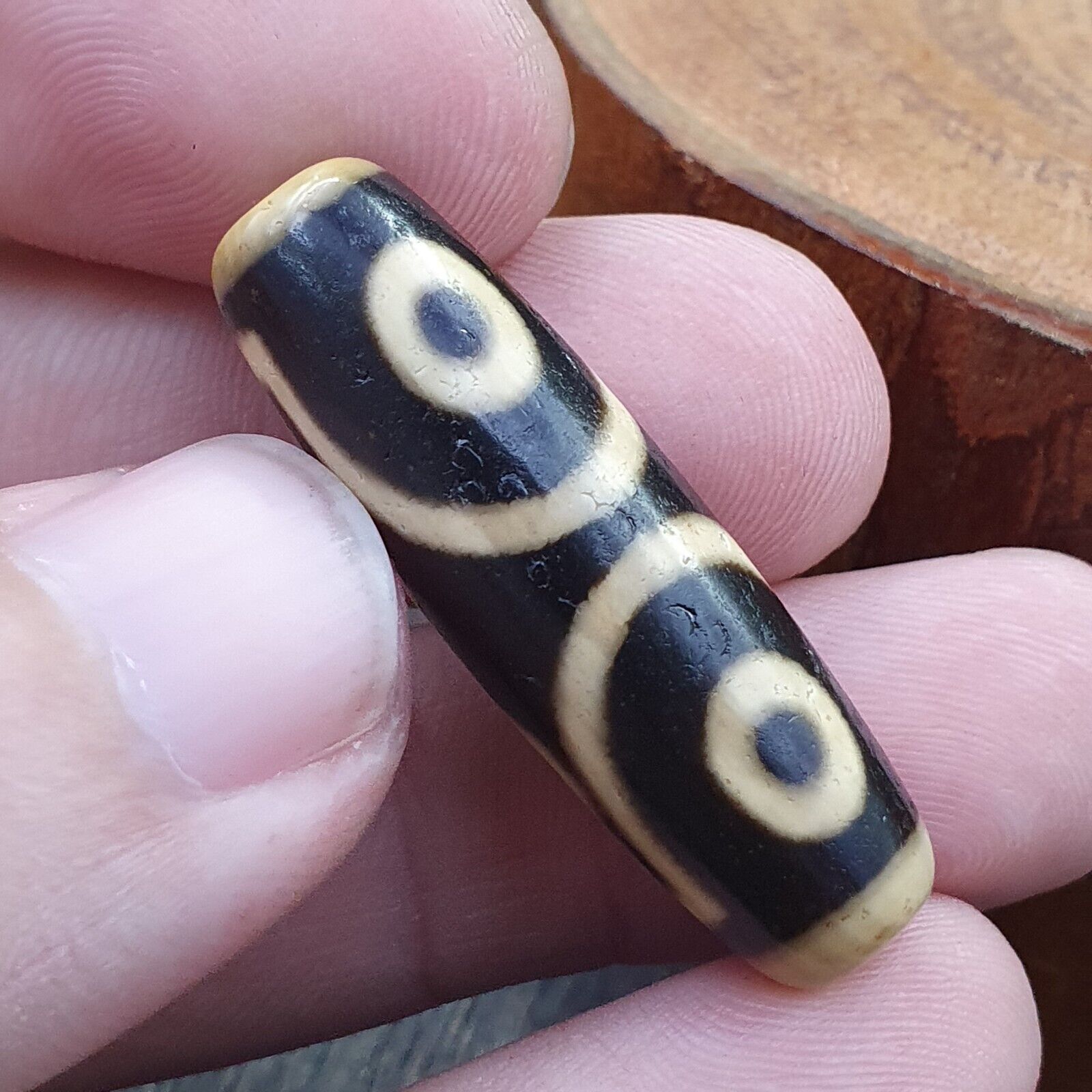 Vintage Old Tibetan 7 eyes Dzi Bead Amulet