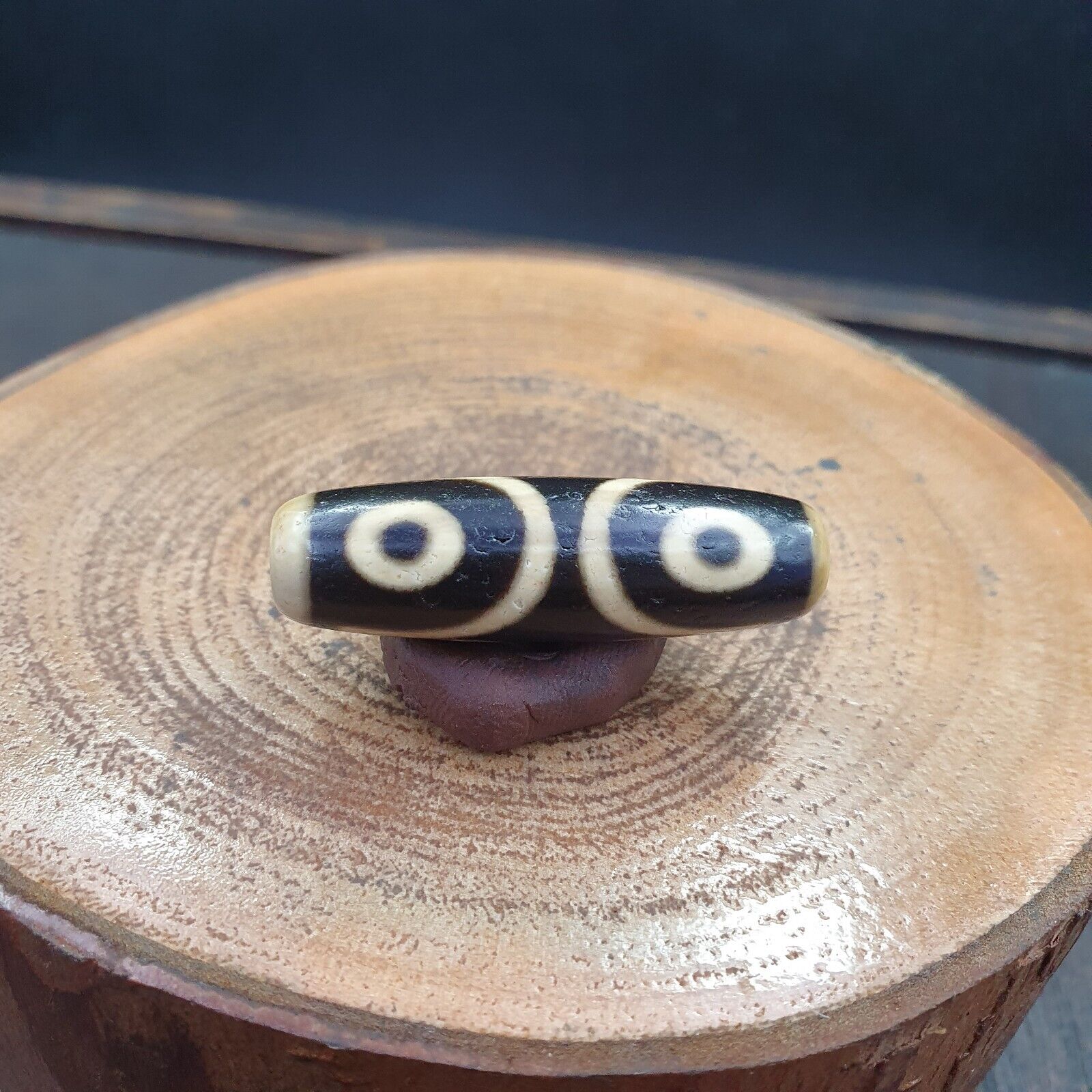 Vintage Old Tibetan 7 eyes Dzi Bead Amulet