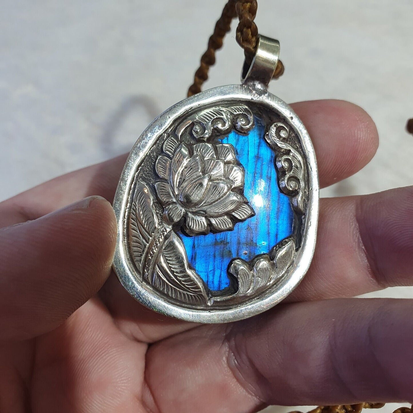 GROSSE HERREN-Halskette mit natürlichem blauen Feuer-Labradorit-Mix-SILBER-Anhänger im VINTAGE-Stil