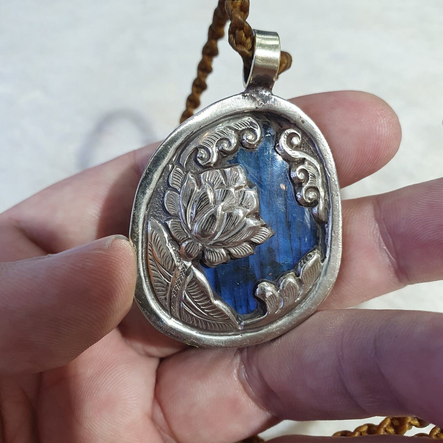 GROSSE HERREN-Halskette mit natürlichem blauen Feuer-Labradorit-Mix-SILBER-Anhänger im VINTAGE-Stil