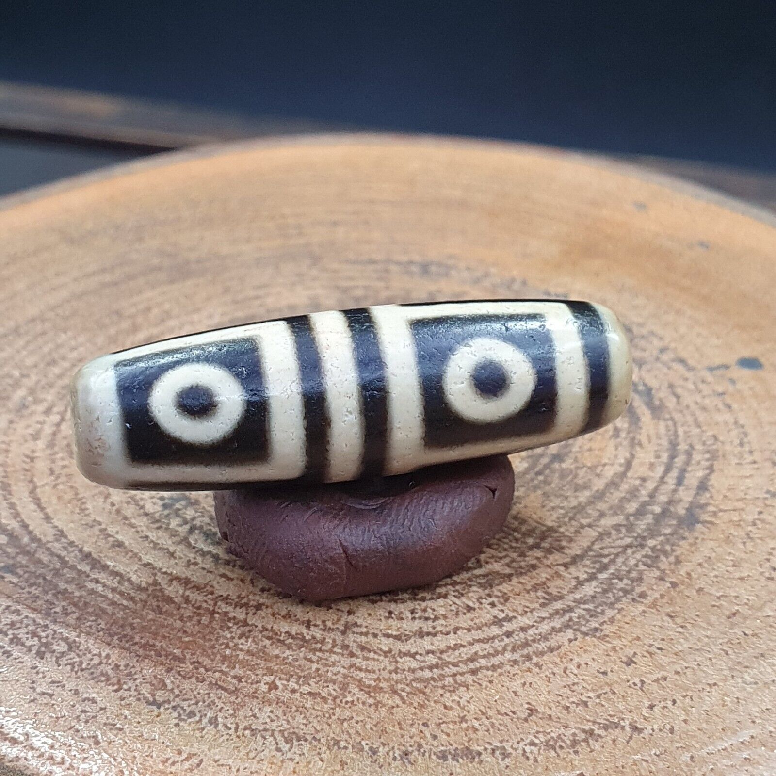 Vintage altes tibetisches 4 Augen im Auge Dzi Perlen Amulett 