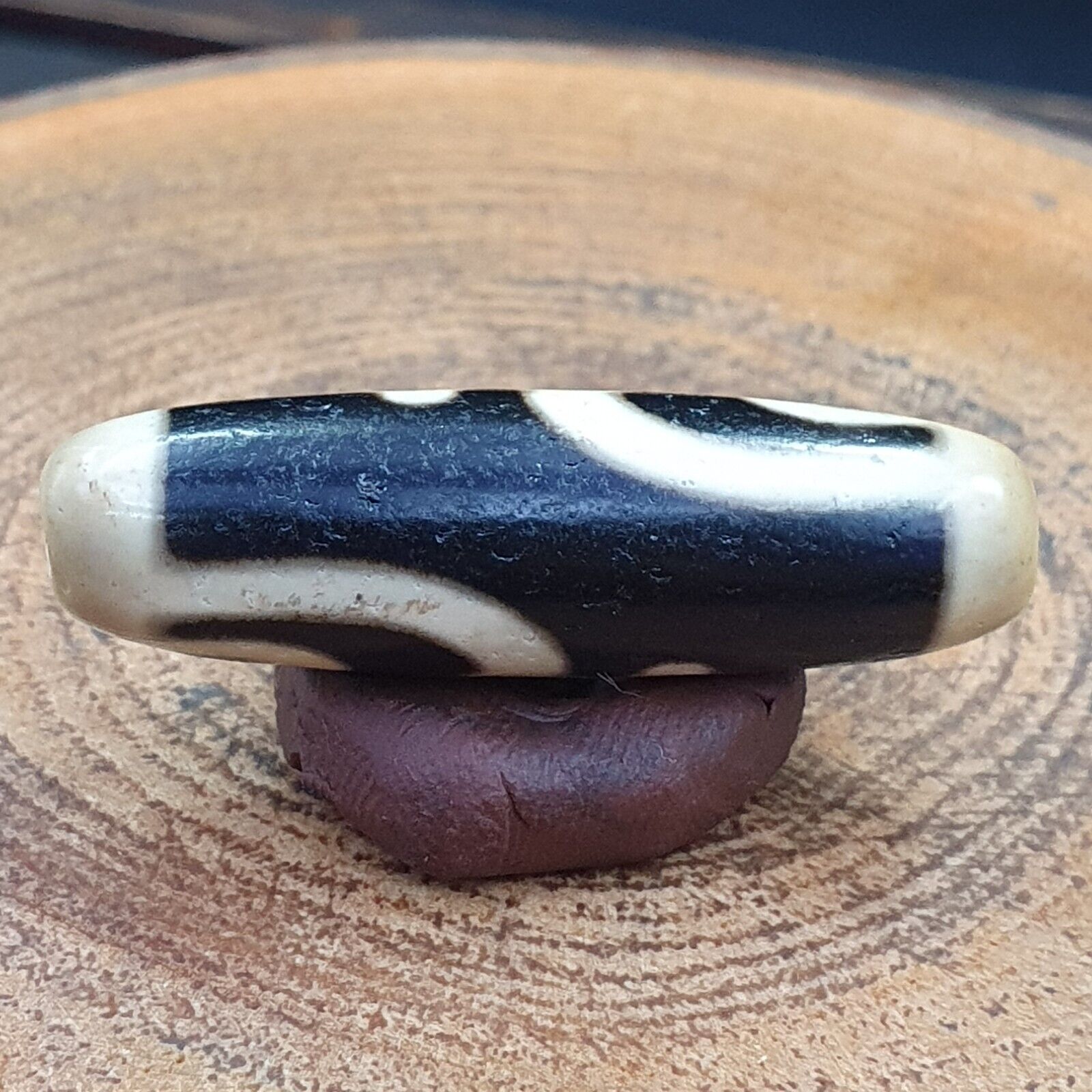 Vintage Old Tibetan Double Tasso Dzi Bead Amulet