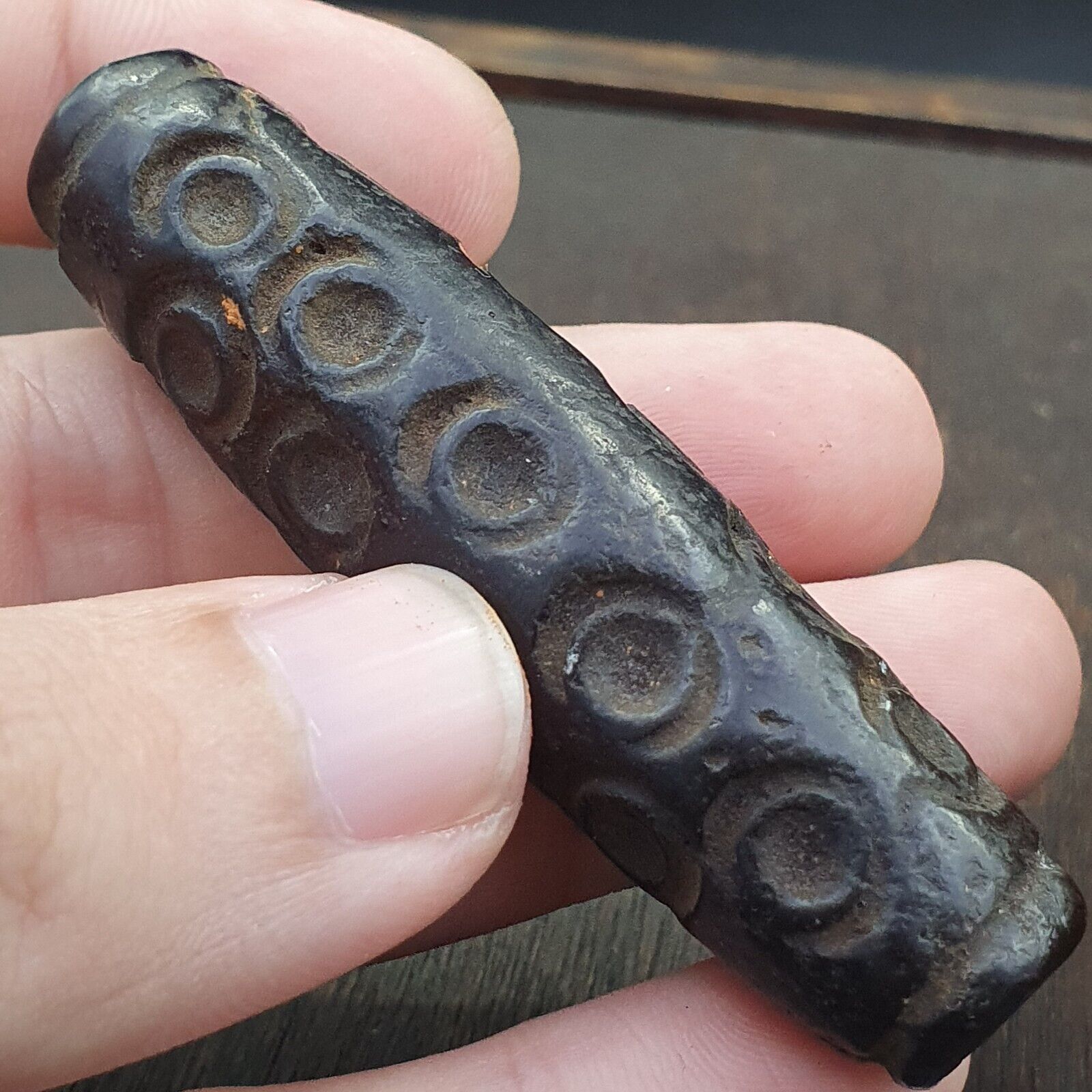 Antique Black Magnetic Stone Eyes Bead Rusted Pendent Jade Amulet Stone MG-588