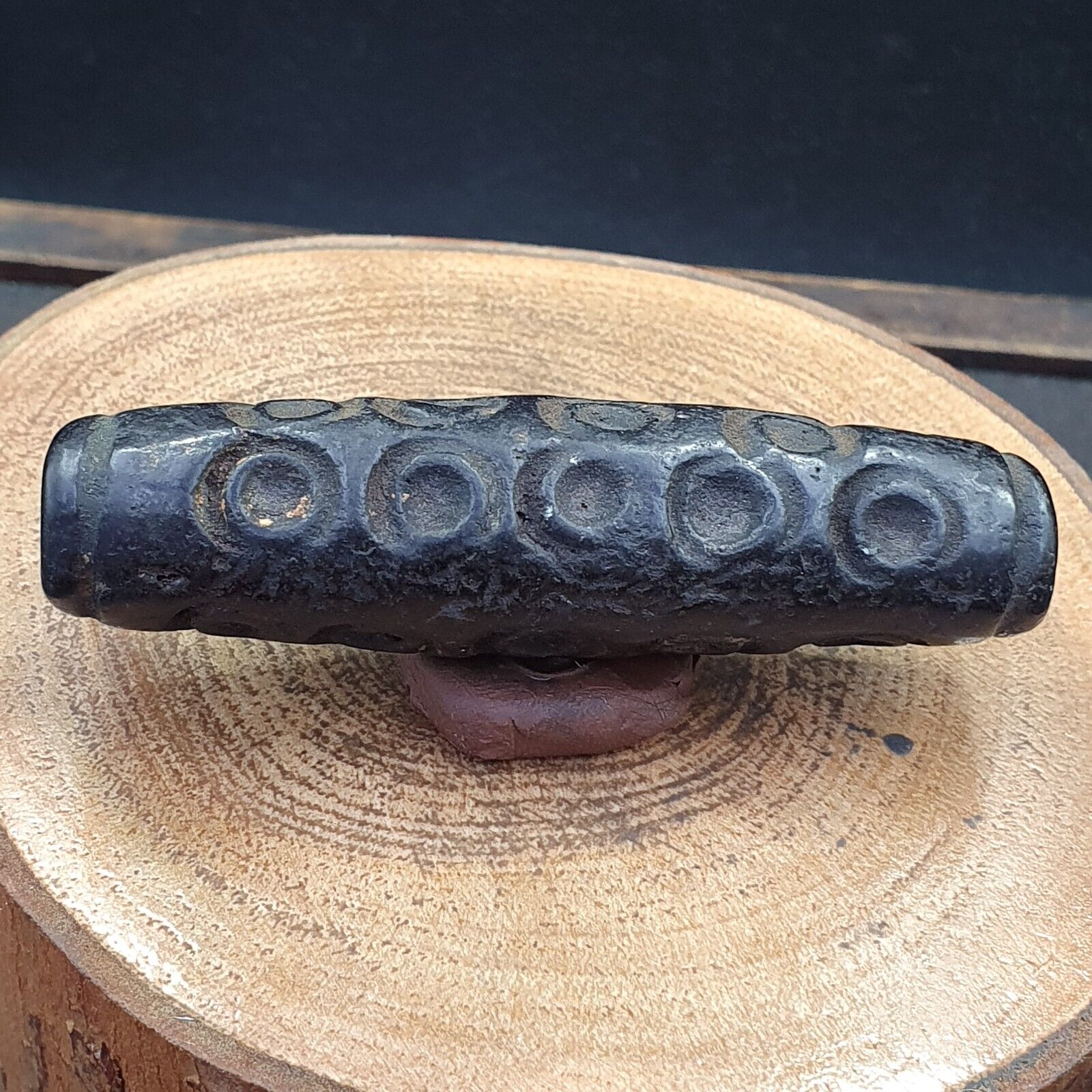 Antique Black Magnetic Stone Eyes Bead Rusted Pendent Jade Amulet Stone MG-588
