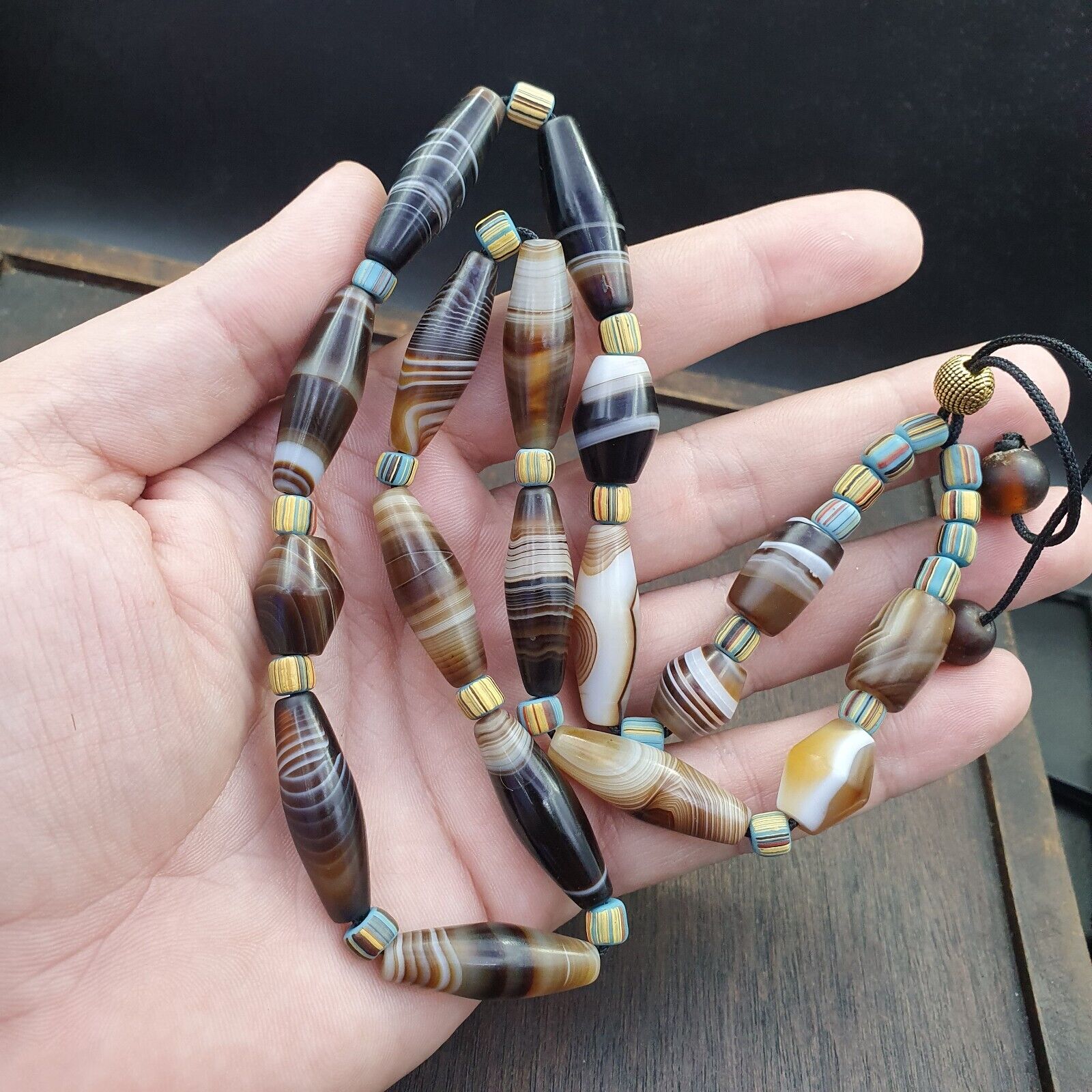 Antique Yemeni Middle Eastern Agate Eyes Patterns Suleimani Agate Necklace