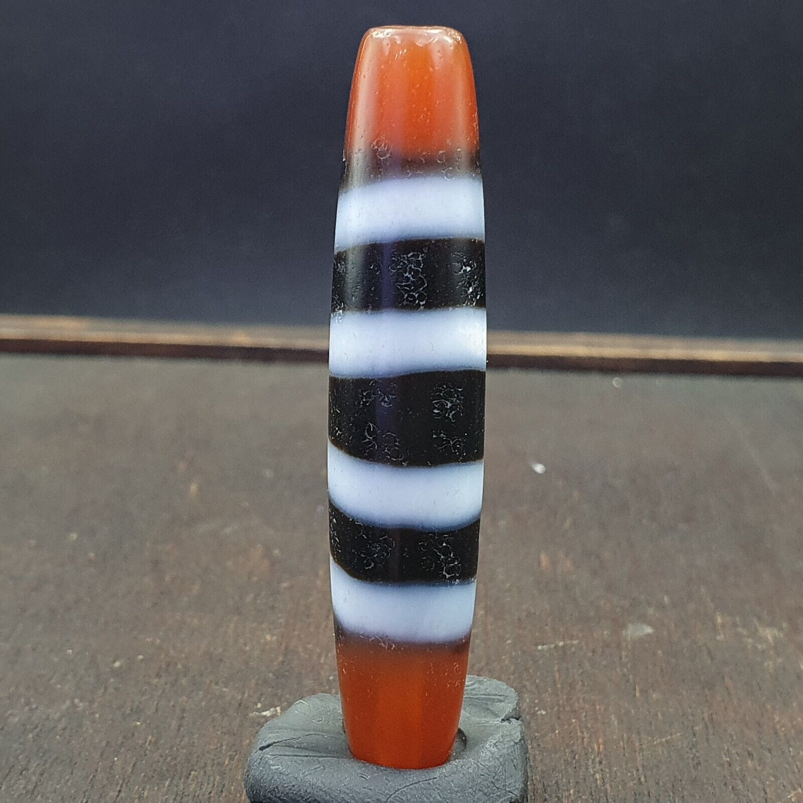 Antique Himalayan Indo Tibetan rare 4 LINES Agate Dzi Amulet Bead
