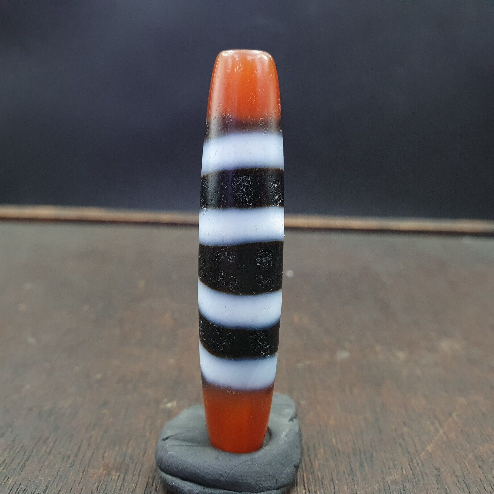 Antique Himalayan Indo Tibetan rare 4 LINES Agate Dzi Amulet Bead