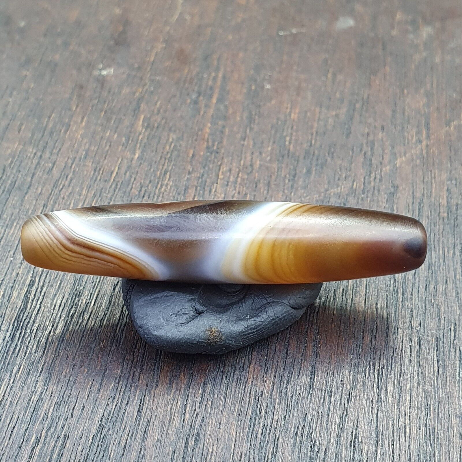 Antique Yemeni Middle Eastern Agate Eyes Patterns Suleimani Agate Bead