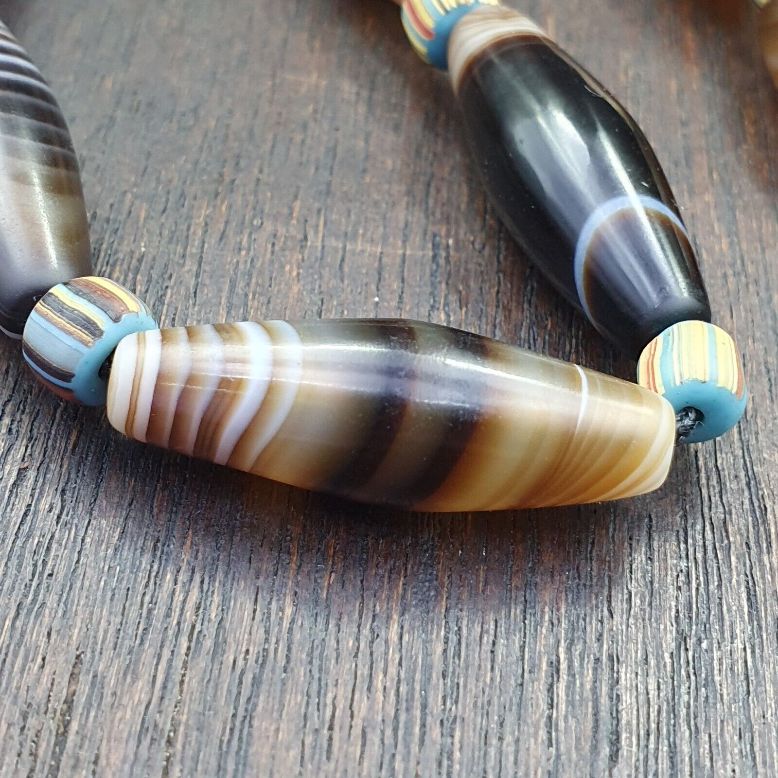 Antique Yemeni Middle Eastern Agate Eyes Patterns Suleimani Agate Necklace