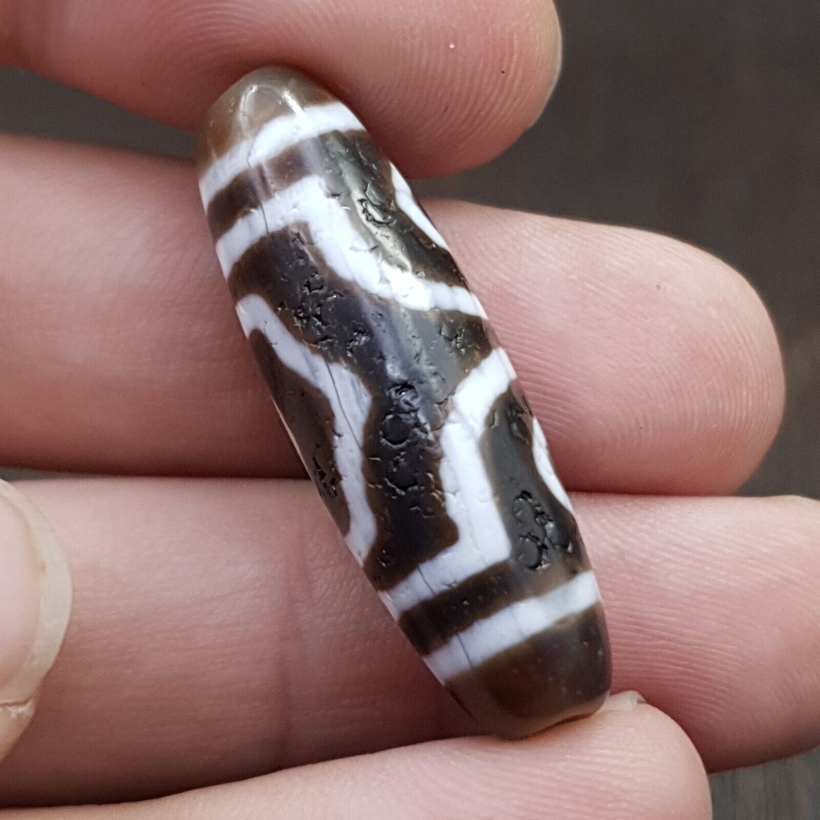 Tibetan Nepalese Triple Eyes Agate stone Dzi Bead Amulet HQ-A-5