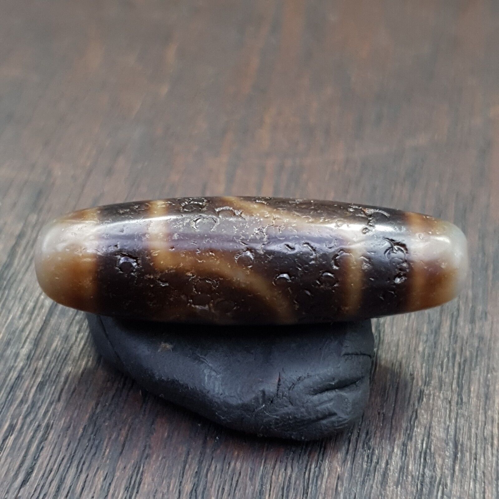 Antique Tibetan Nepalese Double Eyes Agate stone Dzi Bead Amulet HQ-A-3