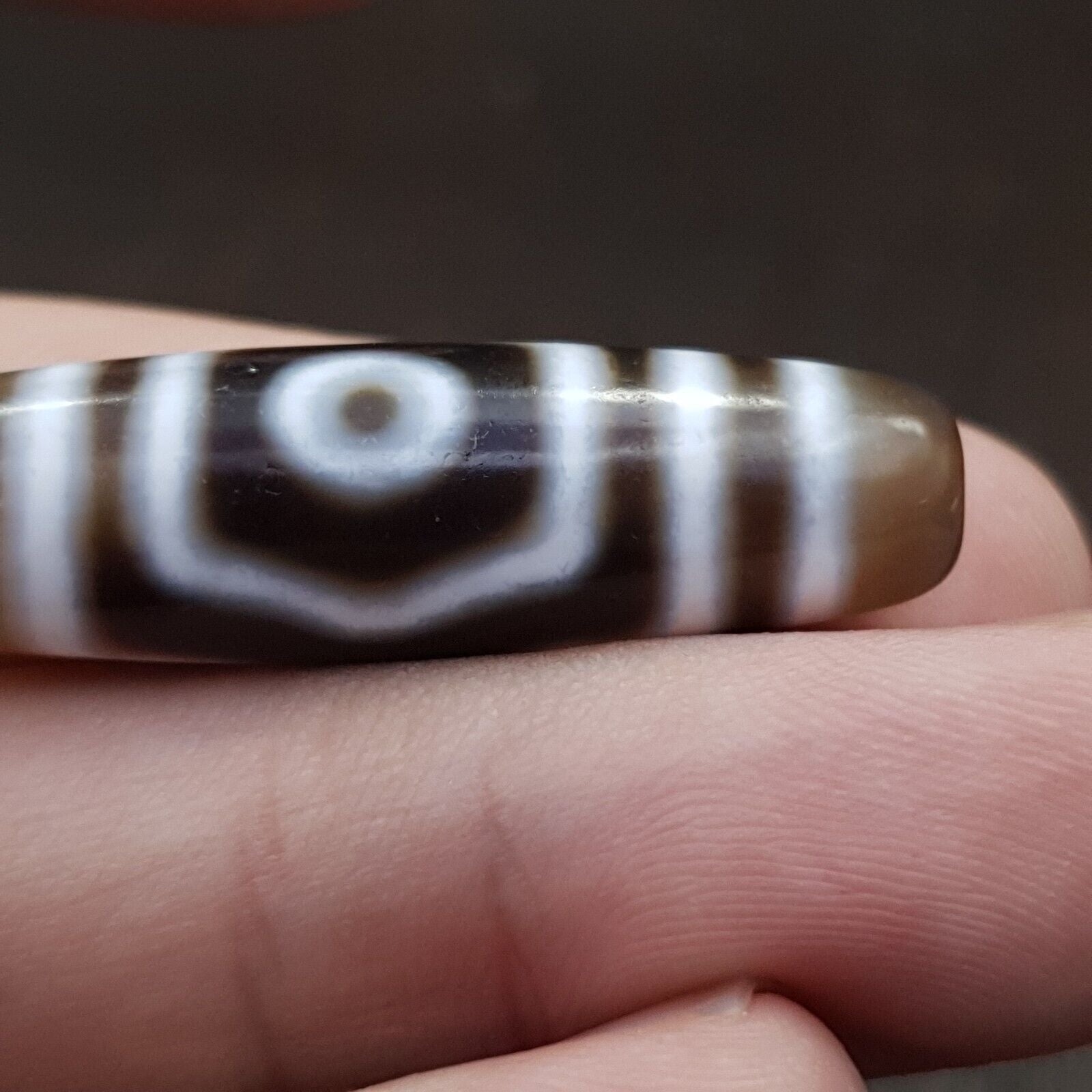 Vintage Tibetan triple Eyes Agate stone Dzi Bead Amulet HQ-A-4