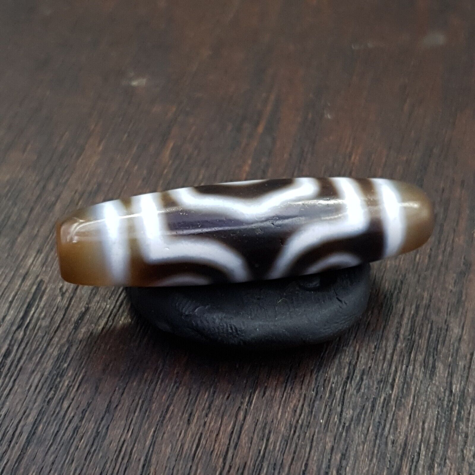 Vintage Tibetan triple Eyes Agate stone Dzi Bead Amulet HQ-A-4