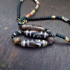 Antique Tibetan Nepalese Eyes Antique Agate Suleimani & Dzi Bead Amulet Necklace