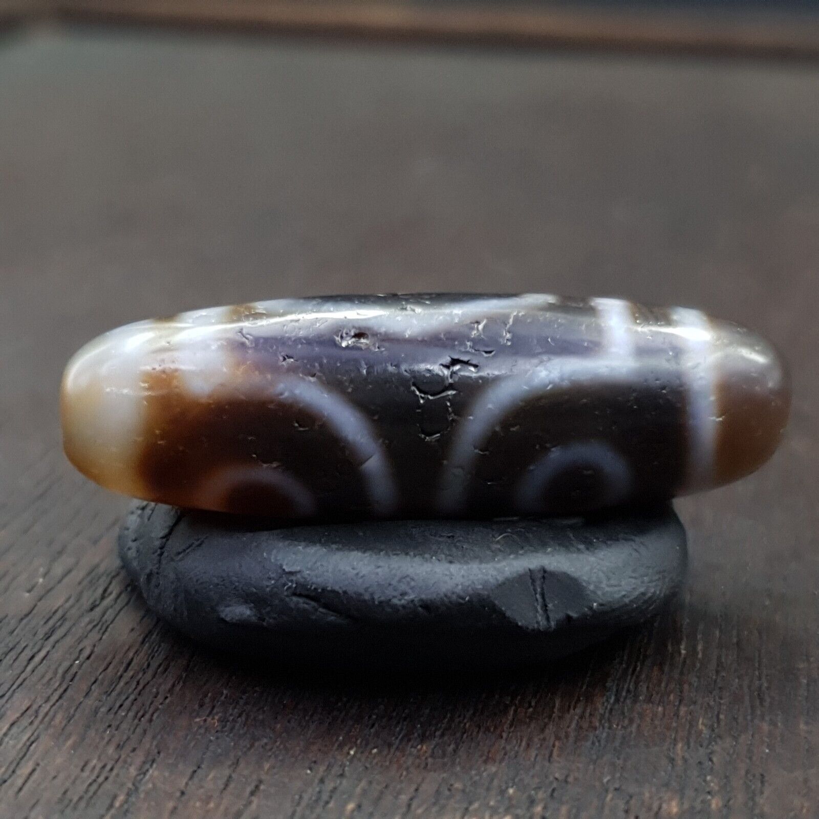 Tibetan Nepalese Triple Eyes Antique Agate stone Dzi Bead Amulet HQ-A-6